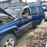 Двері задні ліві Jeep Grand Cherokee 1998-2004, 55136701AD