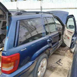 Двері задні праві Jeep Grand Cherokee 1998-2004, 55136700AD