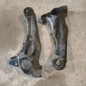Продольний ричаг Jeep Patriot 2007-2017 правий 5105040AH 5105040AD