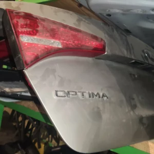 Кришка багажника Kia Optima 2011-2013 роки 692002T010 692002T520
