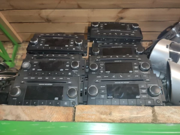 mahnitola-dlia-jeep-patriot-compass-2007-2016-oryhinal Магнітола для Jeep Patriot Compass 2007-2016 оригінал