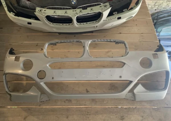 perednii-bamper-holyi-bmw-x6-f16-oryhinal-2013-2018-51118066904-51118066903 Передній бампер голий BMW X6 F16 оригінал 2013-2018 51118066904 51118066903