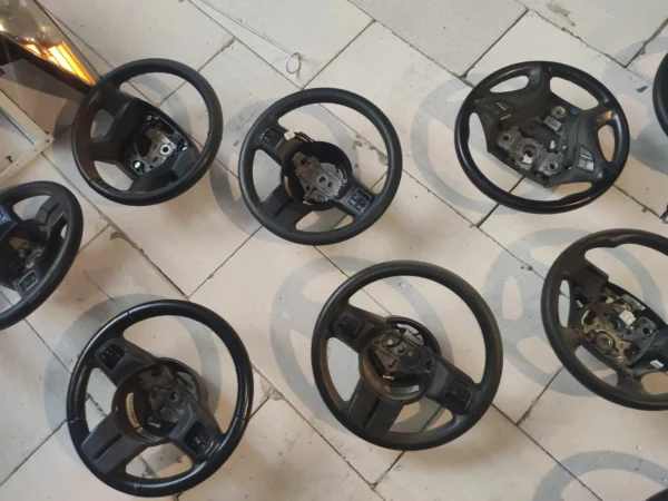 shkiriane-kermo-z-knopkamy-jeep-patriot-compass-2007-2016-rul Шкіряне кермо з кнопками Jeep Patriot Compass 2007-2016 руль