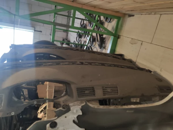 torpedo-z-podushkoiu-volkswagen-passat-b7-ameryka-2010-2015-3ab857003abobq-3ab857004amiy Торпедо з подушкою Volkswagen Passat b7 Америка 2010-2015 3AB857003ABOBQ 3AB857004AMIY