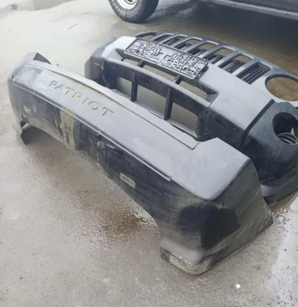 zadnii-bamper-jeep-patriot-2007-2010-vzbori-68021316aa-68021316ac Задній бампер Jeep Patriot 2007-2010 взборі 68021316AA 68021316AC