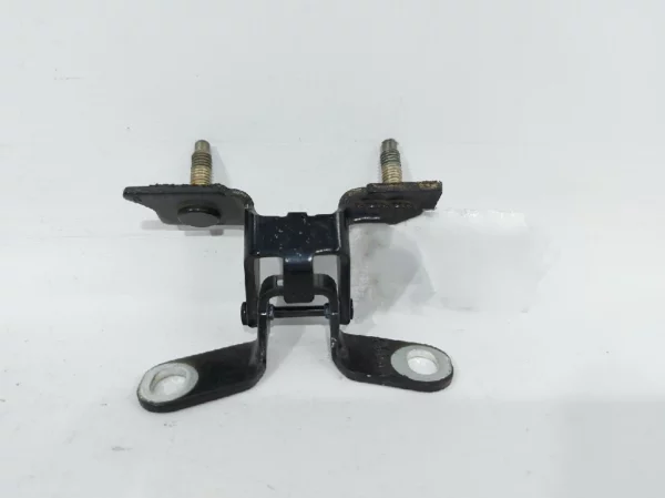 ff-17581-petlya-krishki-bagazhnika-prava-jeep-compass-2008-2017-4589530AA Петля кришки багажника права Jeep Compass 2008-2016 4589530AA