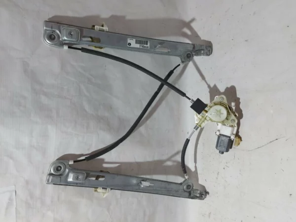 ff-17665-sklopidyomnik-dverei-perednoi-pravoi-elektrichnii-jeep-compass-2007-2016-68002896AA Склопідйомник дверей передньої правої (електричний) Jeep Compass 2007-2016 68002896AA