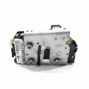 Замок дверей задньої правої Jeep Compass 2011-2016 68068352AC
