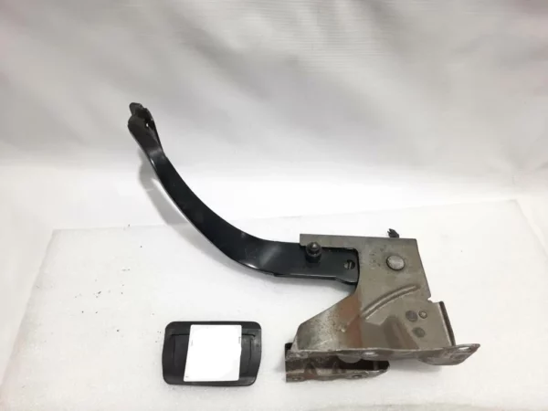 ff-17789-pedal-galma-jeep-patriot-2011-5105523AG Педаль гальма Jeep Patriot 2011 5105523AG