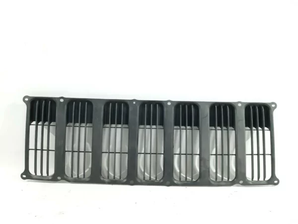 ff-17801-reshitka-bampera-perednogo-jeep-patriot-2007-2011-5116363AA Решітка бампера переднього Jeep Patriot 2007-2011 5116363AA
