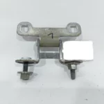 Петля кришки багажника ліва/права Jeep Patriot 2007-2016 5116483AD