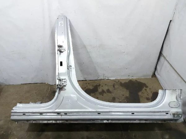 ff-17830-stijka-tsentralna-prava-metal-jeep-patriot-2007-2017-68019176AB Стійка центральна права (метал) Jeep Patriot 2007-2016 68019176AB