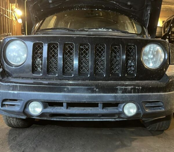 Бампер передній Jeep Patriot 2011–2017