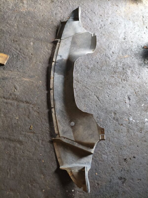 Нижній захист переднього бампера Dodge Magnum 2004-2009