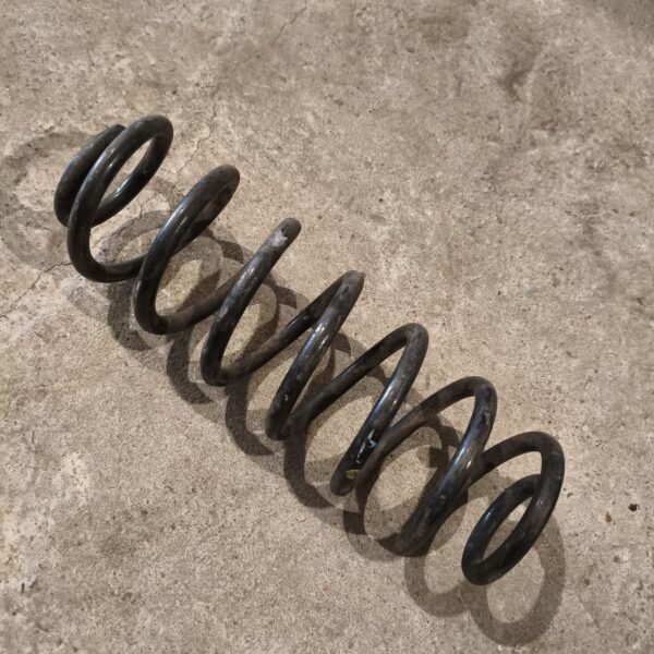 Пружина задня Jeep Patriot Compass 2007–2016